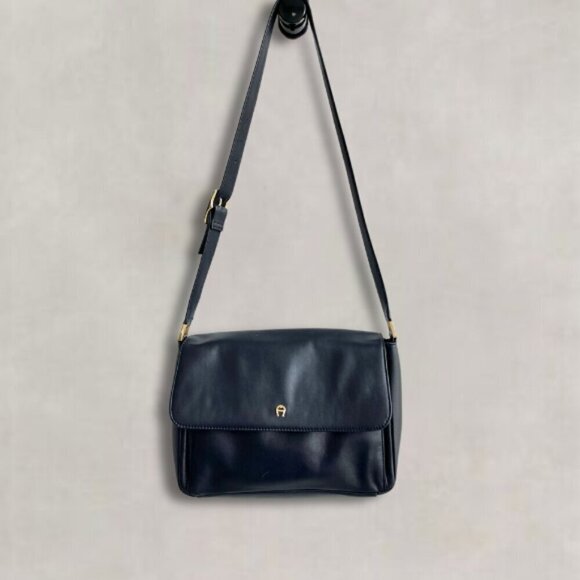Etienne Aigner 2-Way Shoulder Crossbody Bag Adjustable Strap Flap Closure Black - Picture 1 of 10
